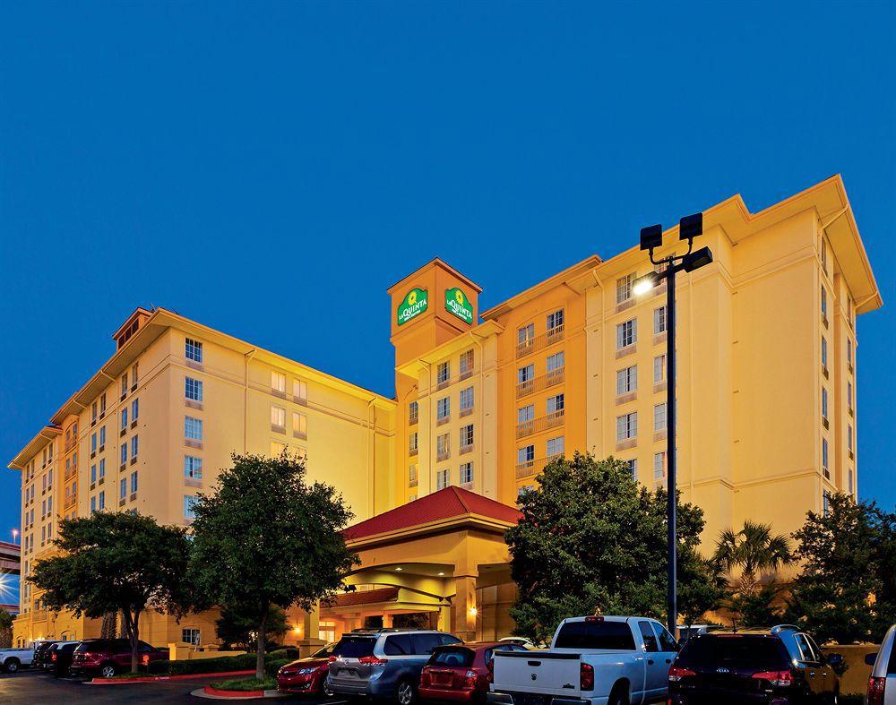 Hotel La Quinta By Wyndham San Antonio Airport Exterior foto
