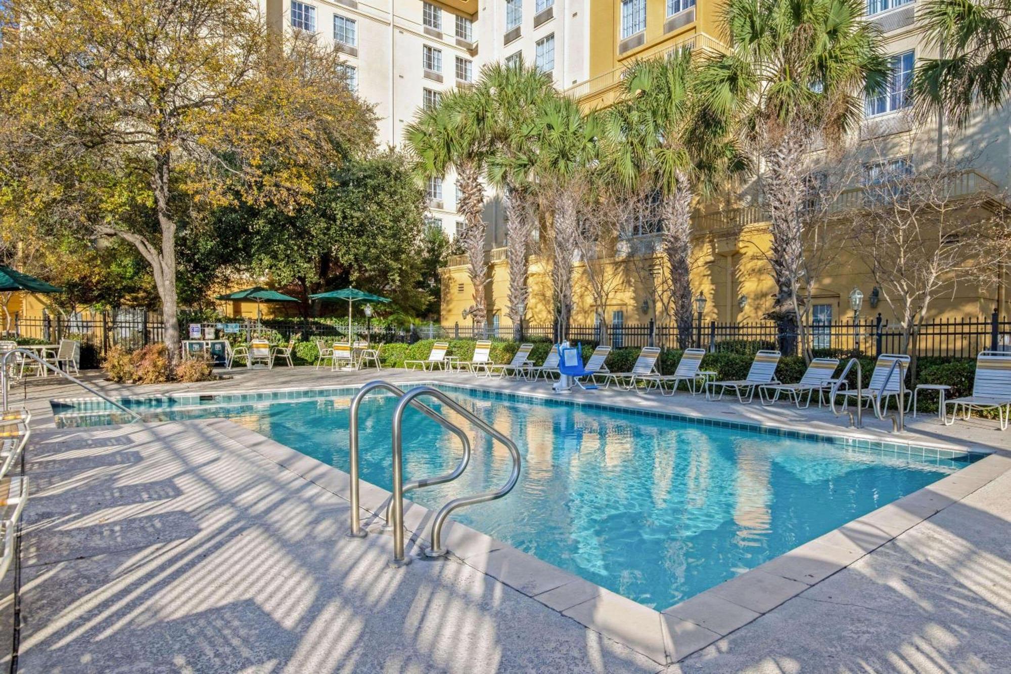 Hotel La Quinta By Wyndham San Antonio Airport Exterior foto